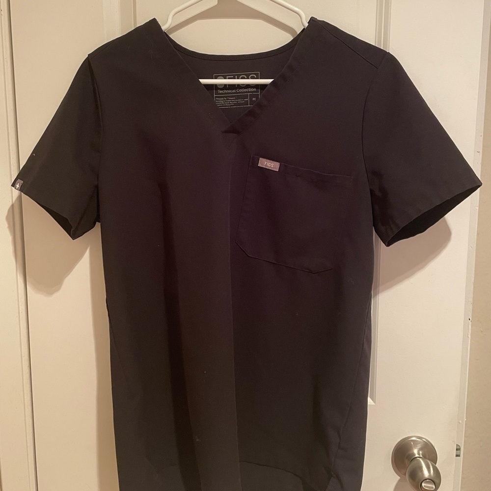 FIGS scrub top